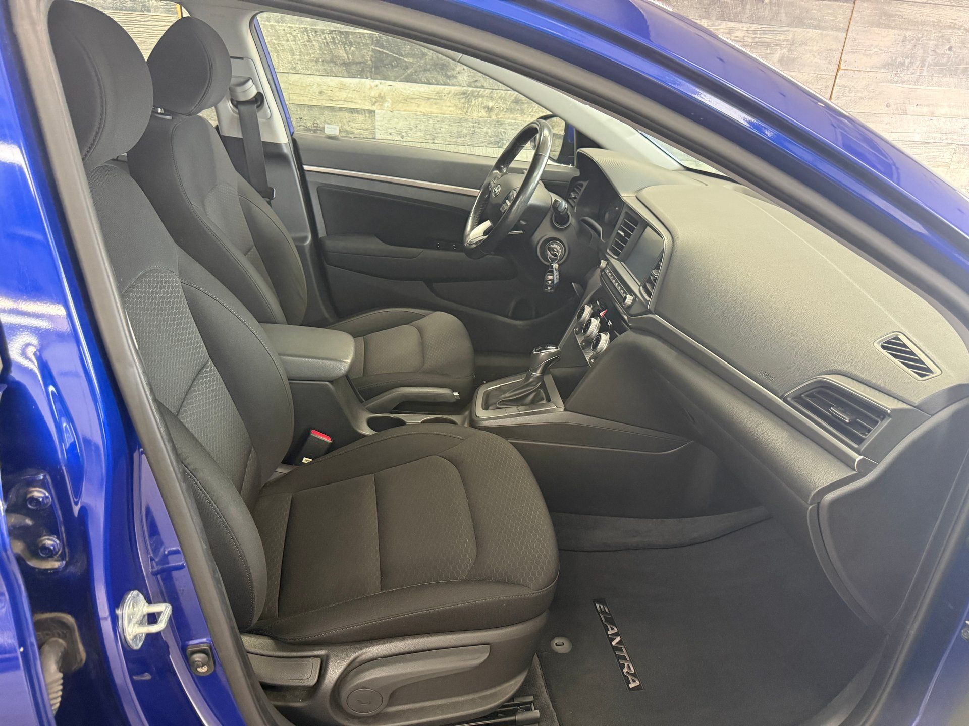 Hyundai Elantra 2019 - Image 18 