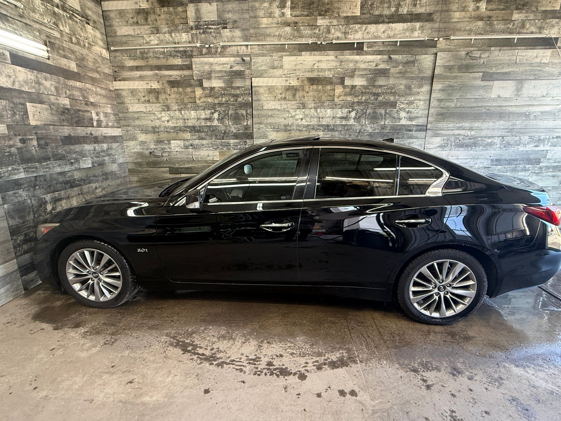 INFINITI Q50 2018 - Image 5 
