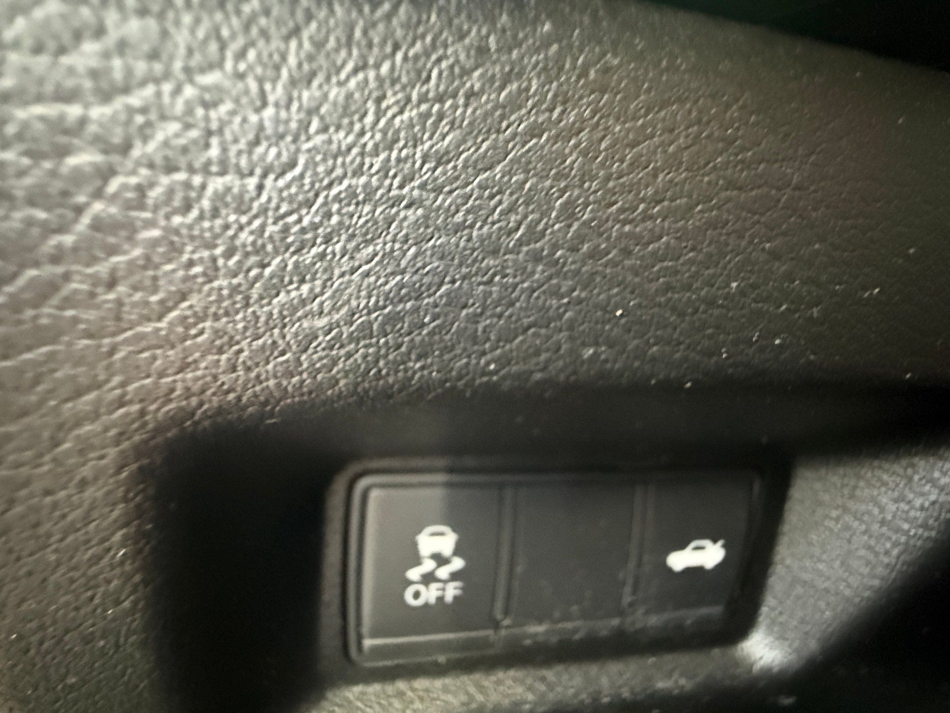 INFINITI Q50 2018 - Image 20 