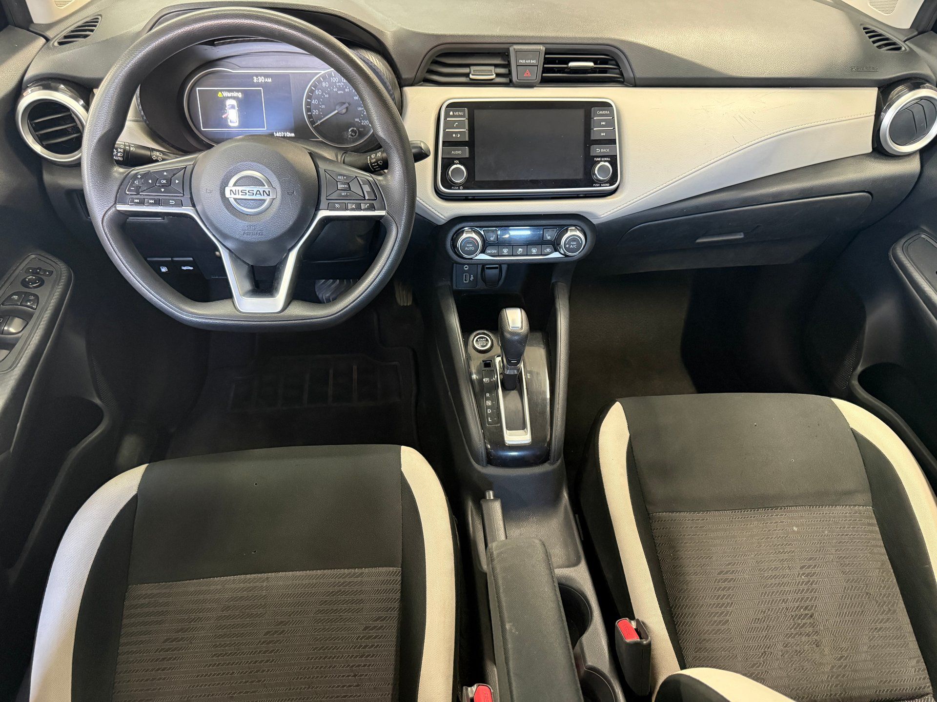 Nissan Versa 2021 - Image 11 