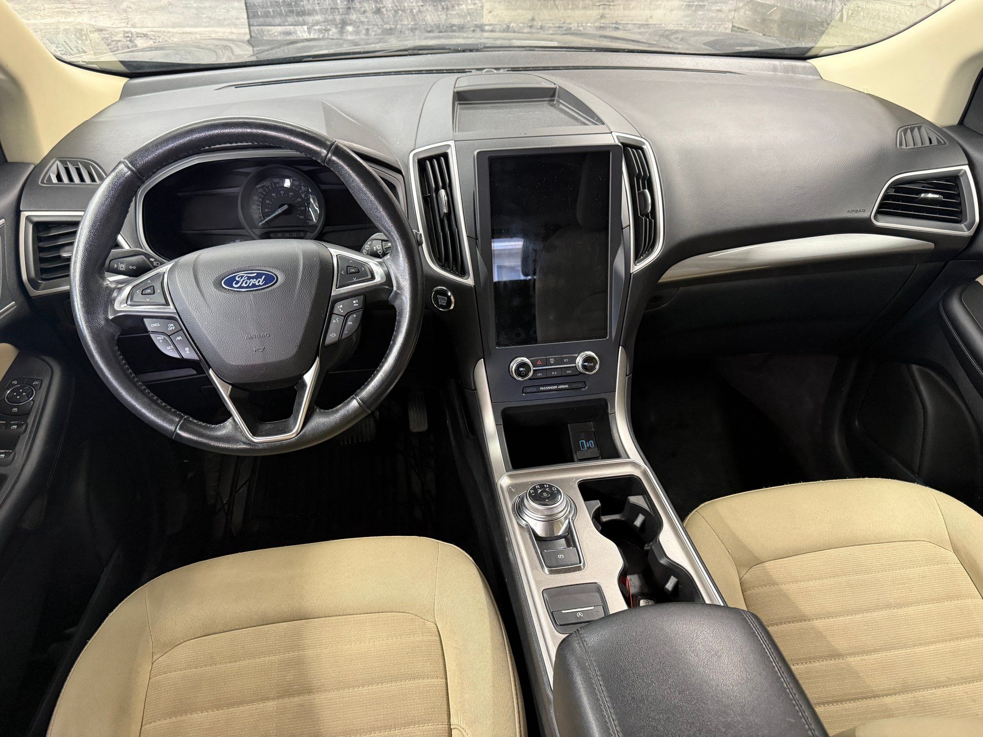 Ford Edge 2023 - Image 10 