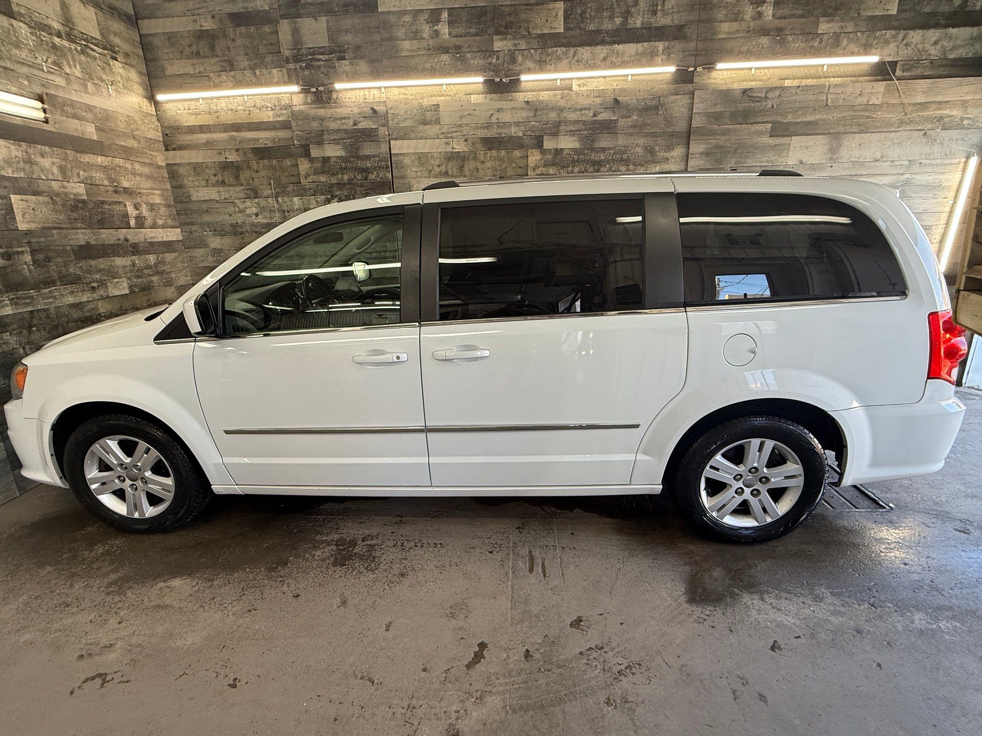 Dodge Grand Caravan 2016 - Image 4 