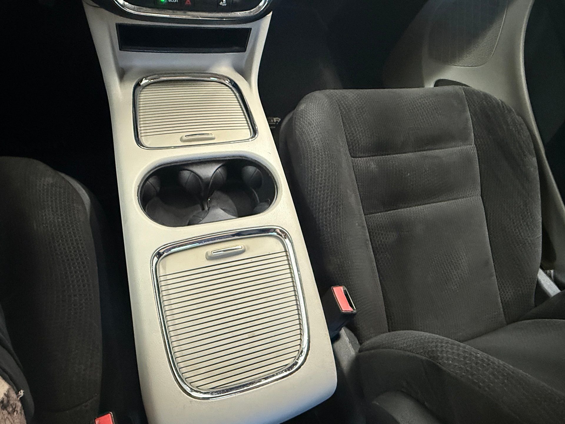 Dodge Grand Caravan 2016 - Image 13 
