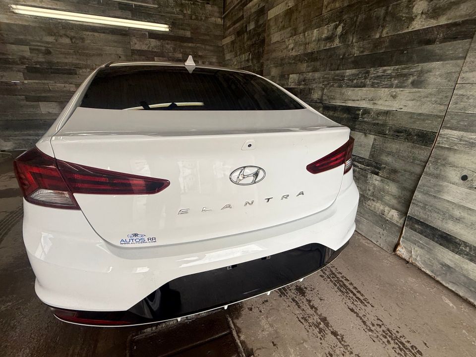 Hyundai Elantra 2019 - Image 5