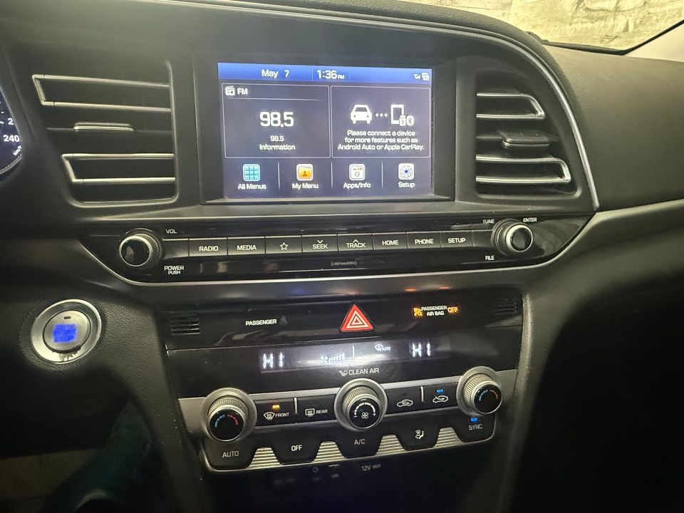 Hyundai Elantra 2019 - Image 14