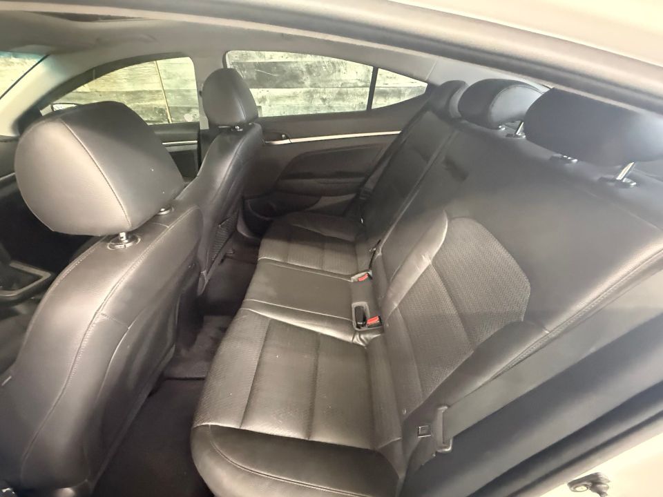 Hyundai Elantra 2019 - Image 11