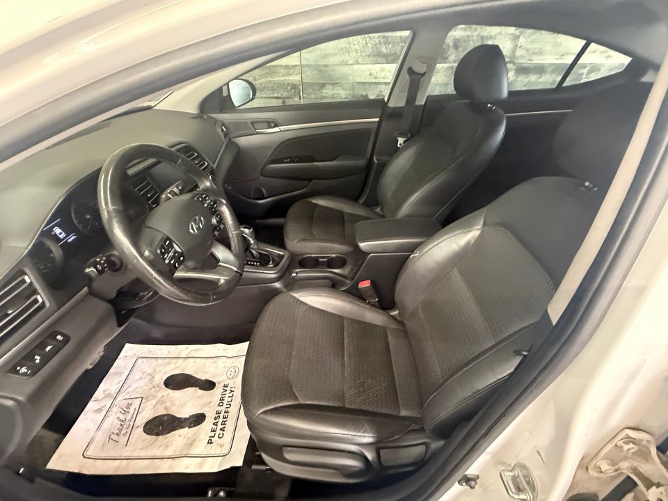 Hyundai Elantra 2019 - Image 7