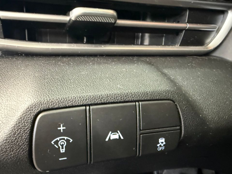 Hyundai Elantra 2021 - Image 15