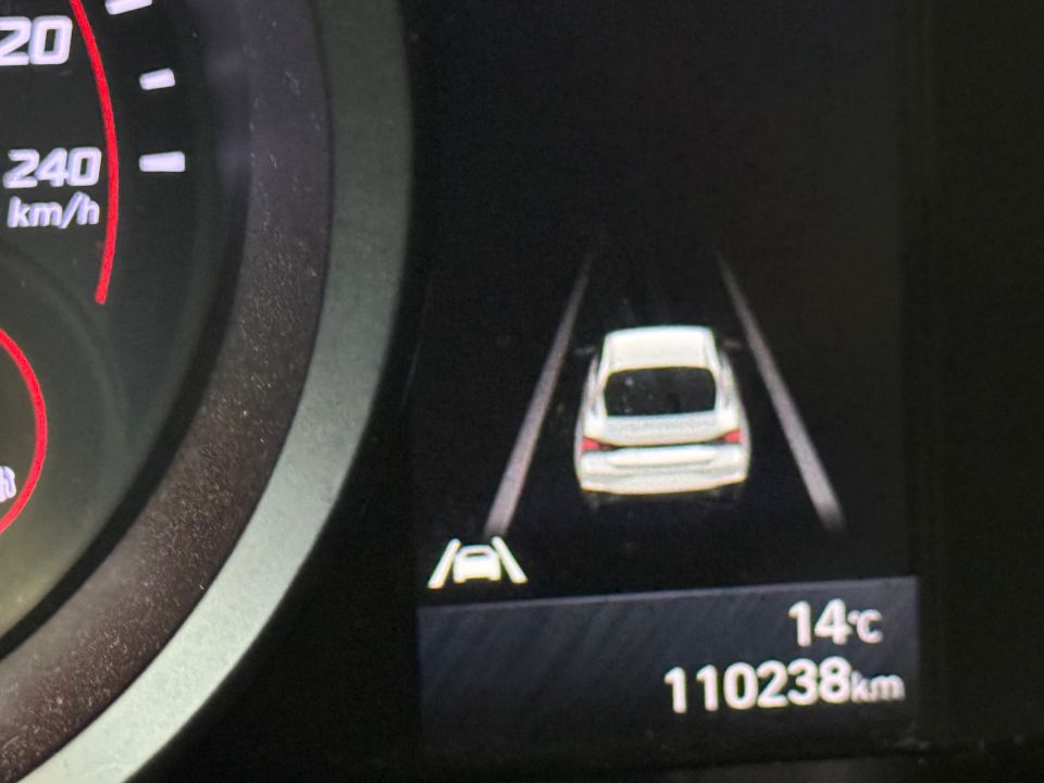 Hyundai Elantra 2021 - Image 11