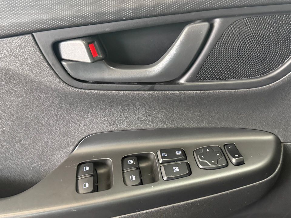 Hyundai KONA 2021 - Image 14