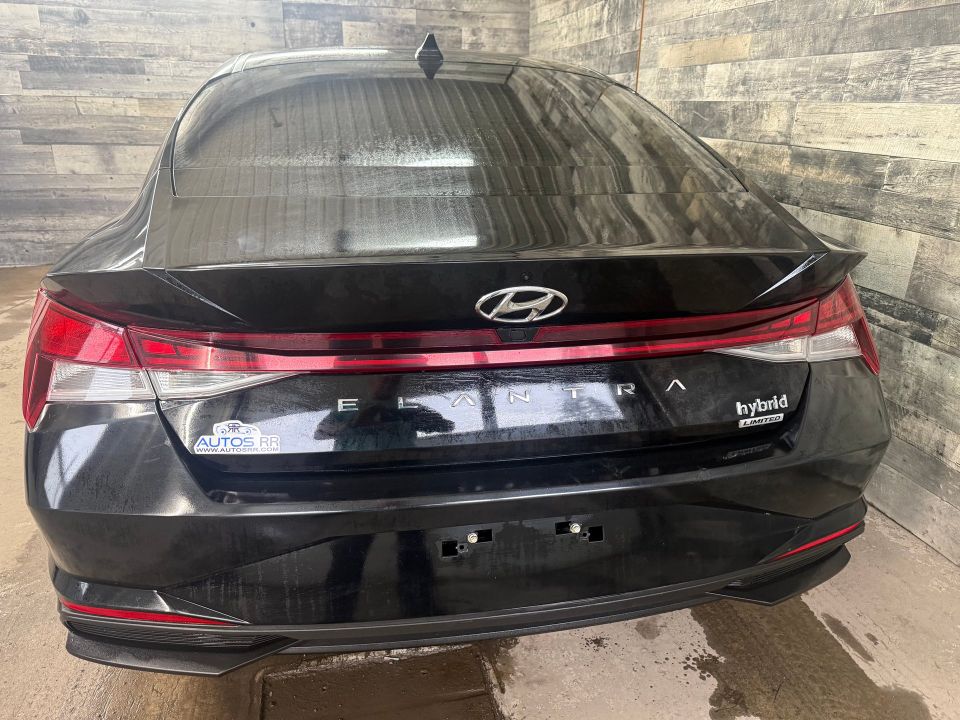 Hyundai Elantra Hybrid 2022 - Image 4