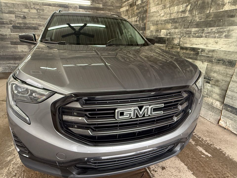 GMC Terrain 2020 - Image 2