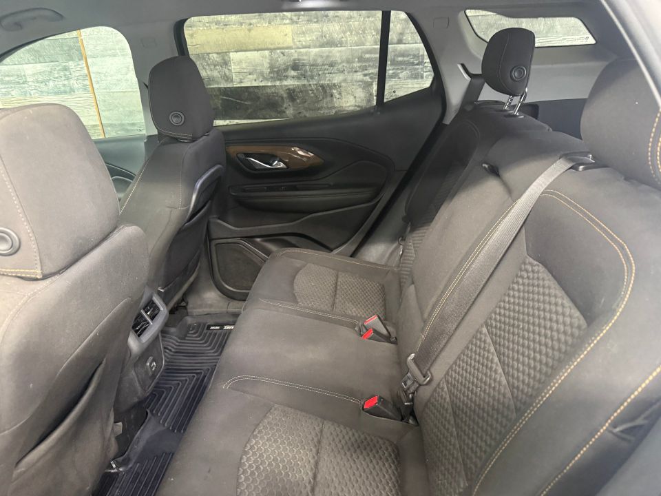 GMC Terrain 2020 - Image 16