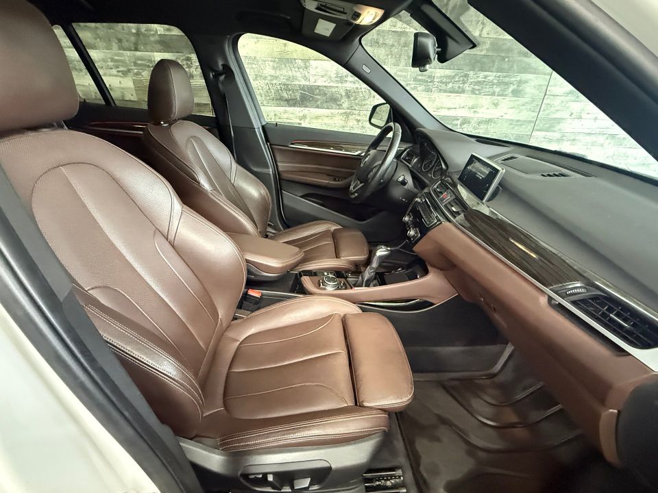 BMW X1 2016 - Image 22