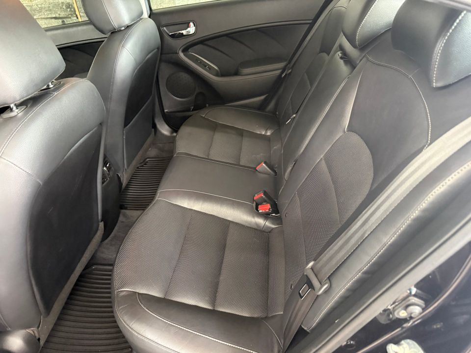 Kia Forte 2018 - Image 20
