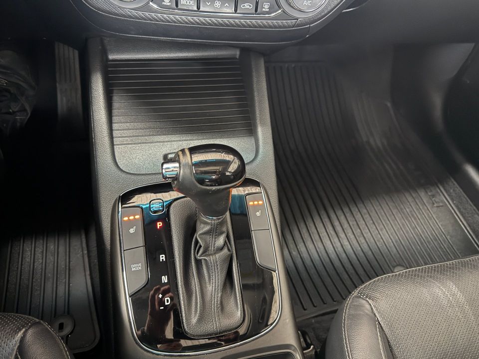 Kia Forte 2018 - Image 12
