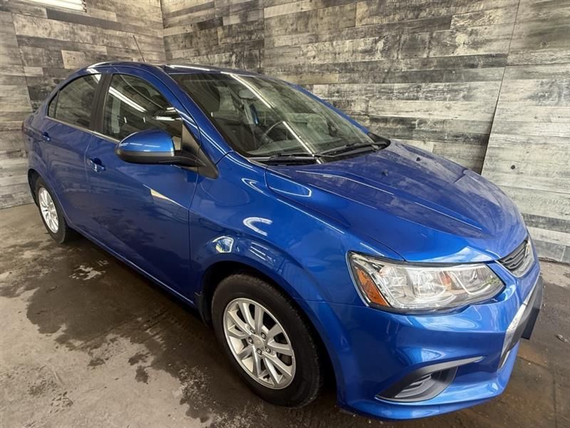Chevrolet Sonic 2018 - Image 1