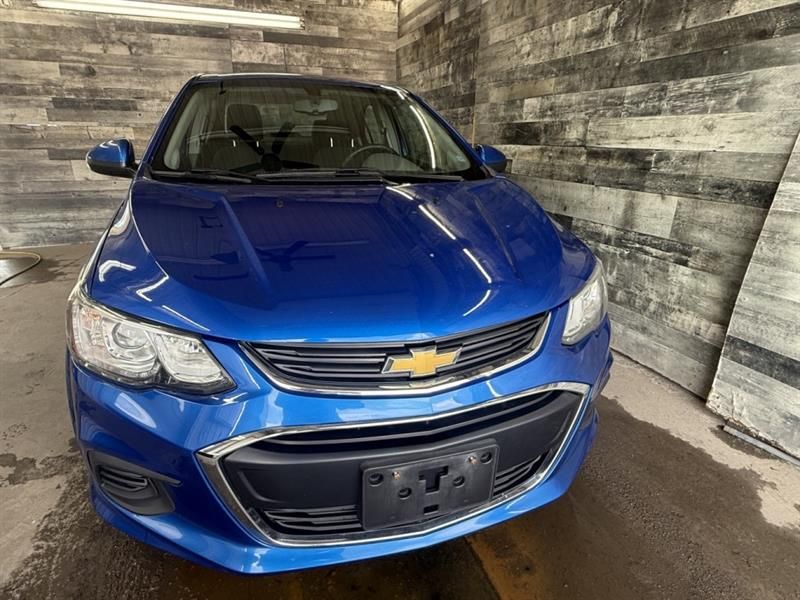 Chevrolet Sonic 2018 - Image 3