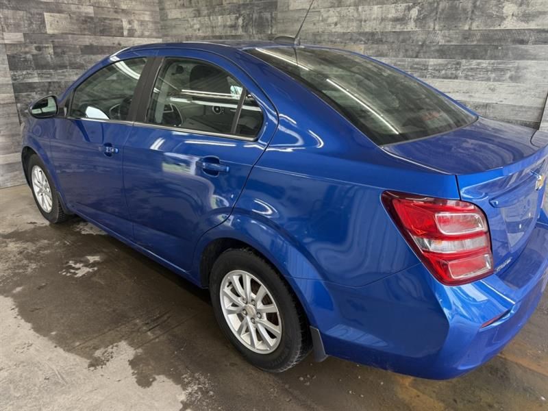 Chevrolet Sonic 2018 - Image 16
