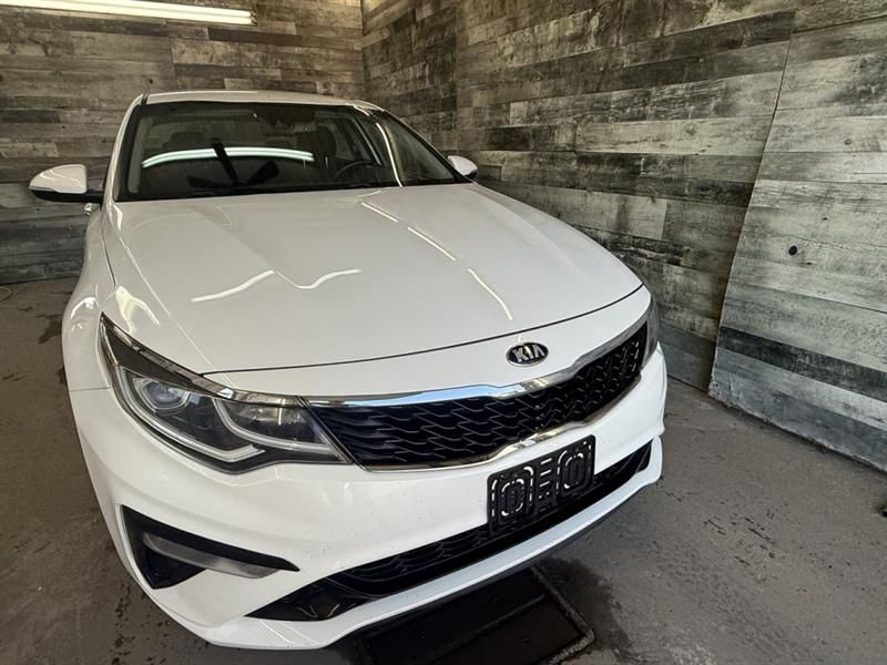 Kia Optima 2019 - Image 3