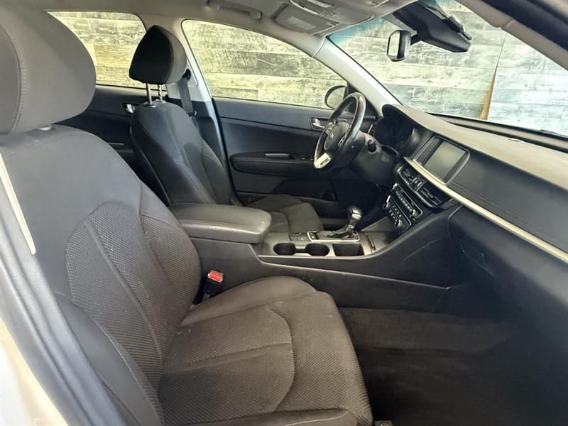 Kia Optima 2019 - Image 21