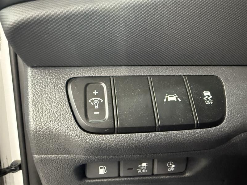 Hyundai Ioniq hybride rechargeable 2020 - Image 14