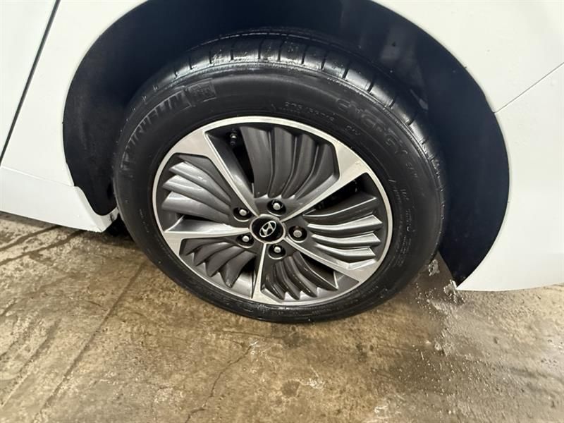 Hyundai Ioniq hybride rechargeable 2020 - Image 20