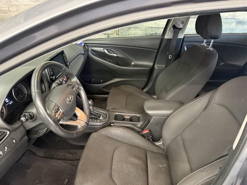 Hyundai Elantra GT 2018 - Image 5