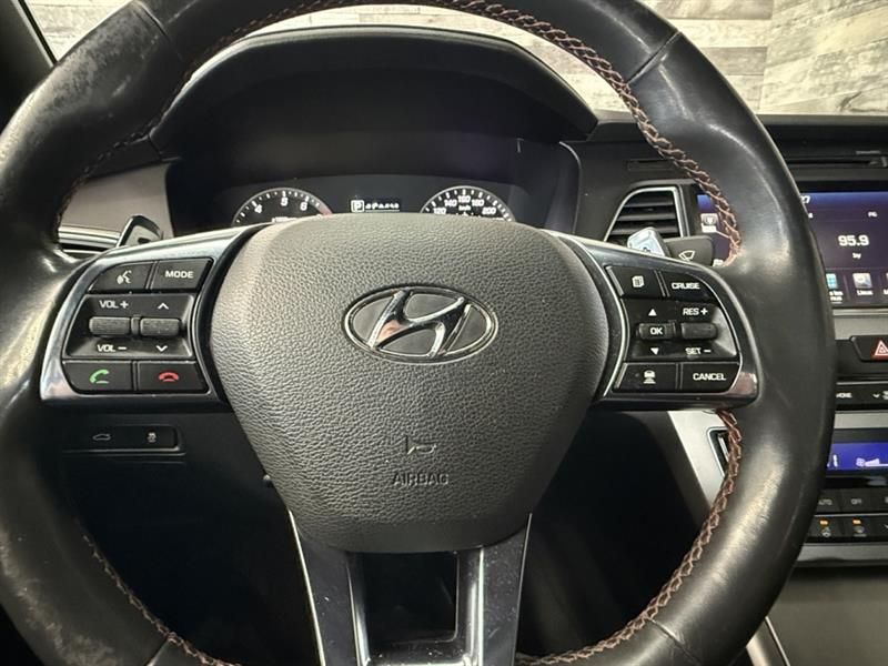 Hyundai Sonata 2016 - Image 13