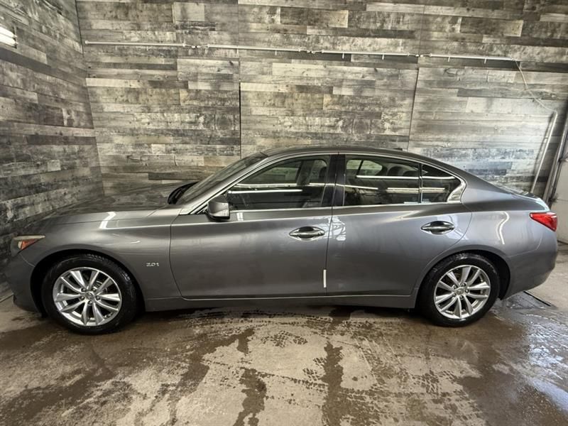 INFINITI Q50 2017 - Image 16