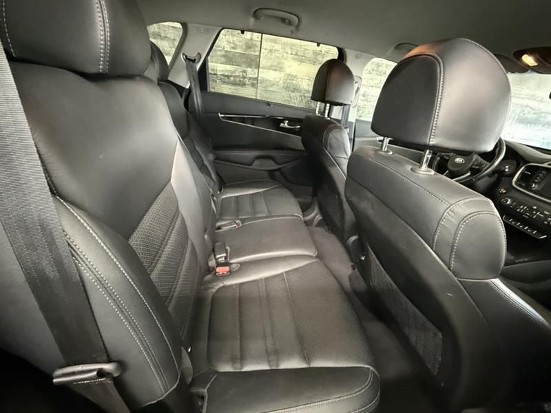 Kia Sorento 2018 - Image 20