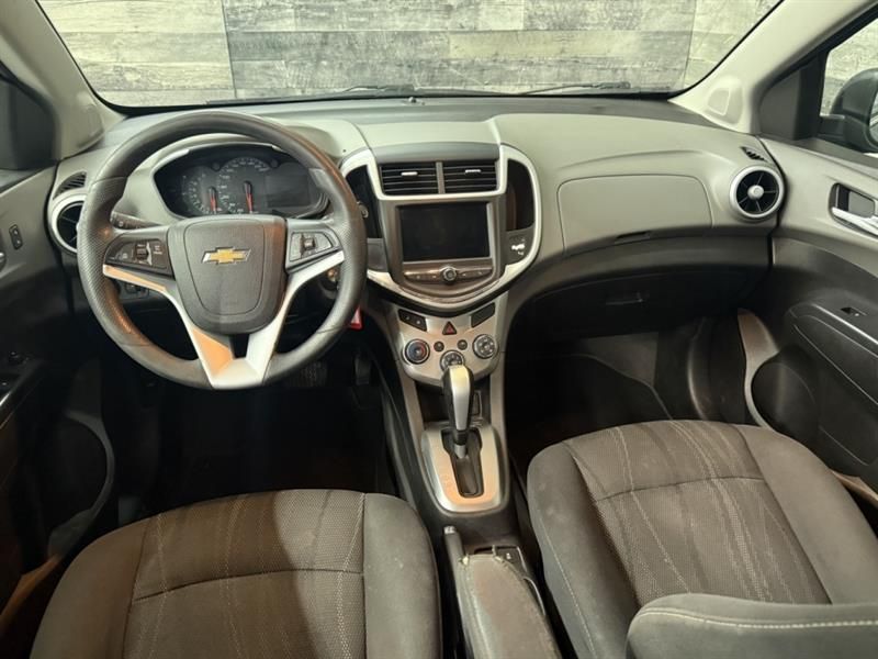 Chevrolet Sonic 2018 - Image 4