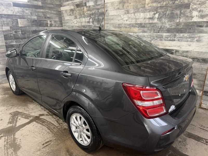 Chevrolet Sonic 2018 - Image 14