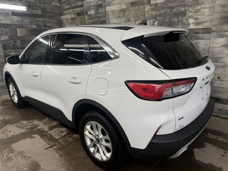 Ford Escape 2021 - Image 13