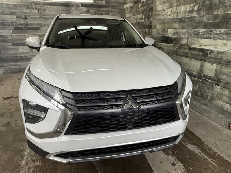 Mitsubishi Eclipse Cross 2022 - Image 3