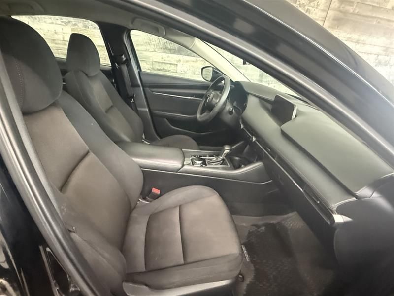 Mazda Mazda3 2021 - Image 15