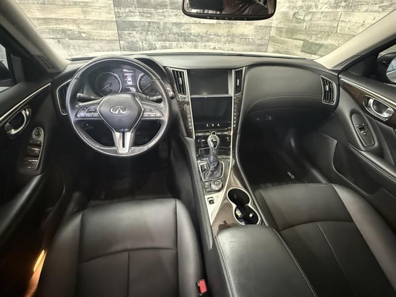 INFINITI Q50 2018 - Image 5