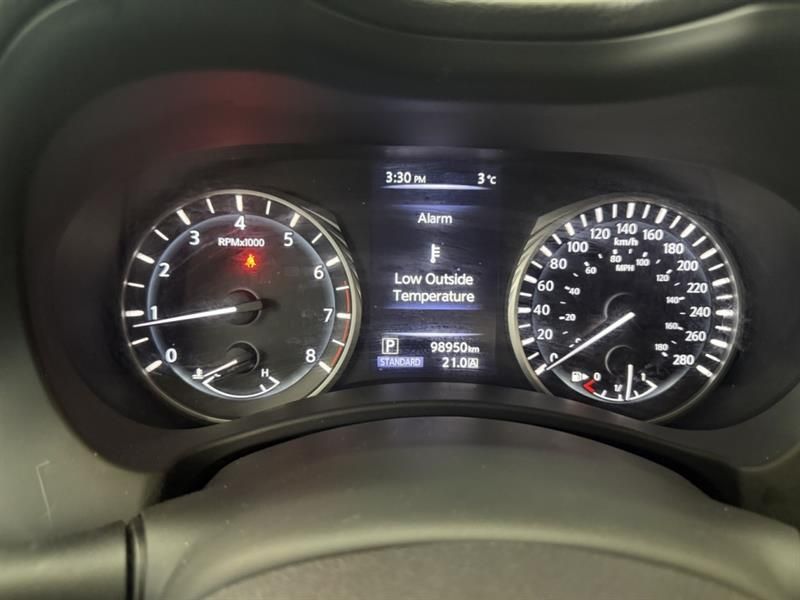 INFINITI Q50 2018 - Image 7
