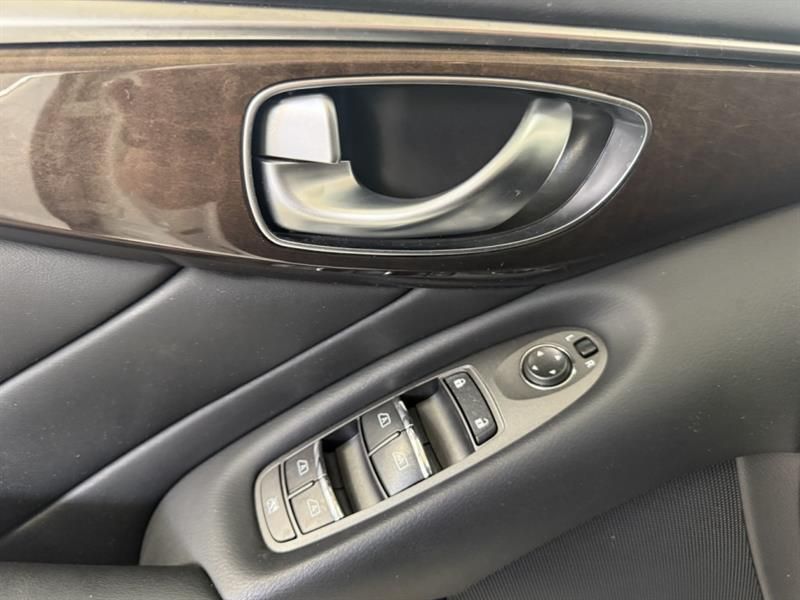 INFINITI Q50 2018 - Image 15