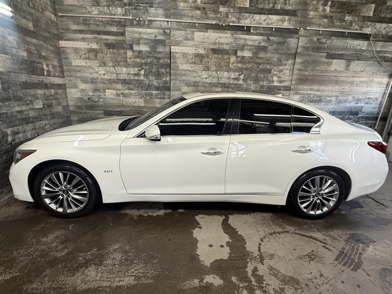 INFINITI Q50 2018 - Image 16