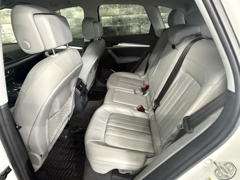 Audi Q5 2019 - Image 19