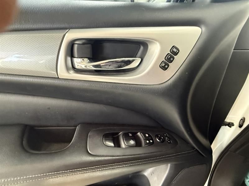 Nissan Pathfinder 2018 - Image 11