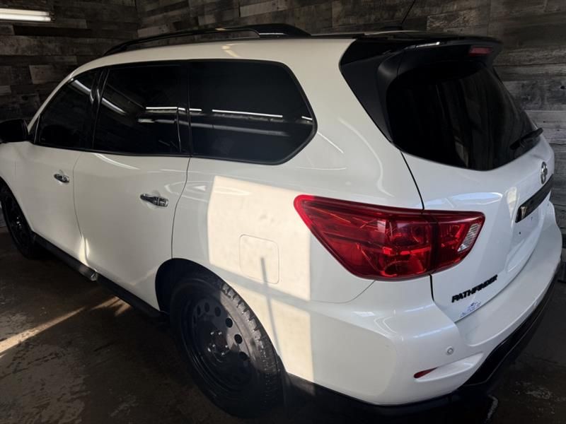Nissan Pathfinder 2018 - Image 15