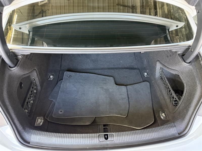 Audi A4 2019 - Image 18