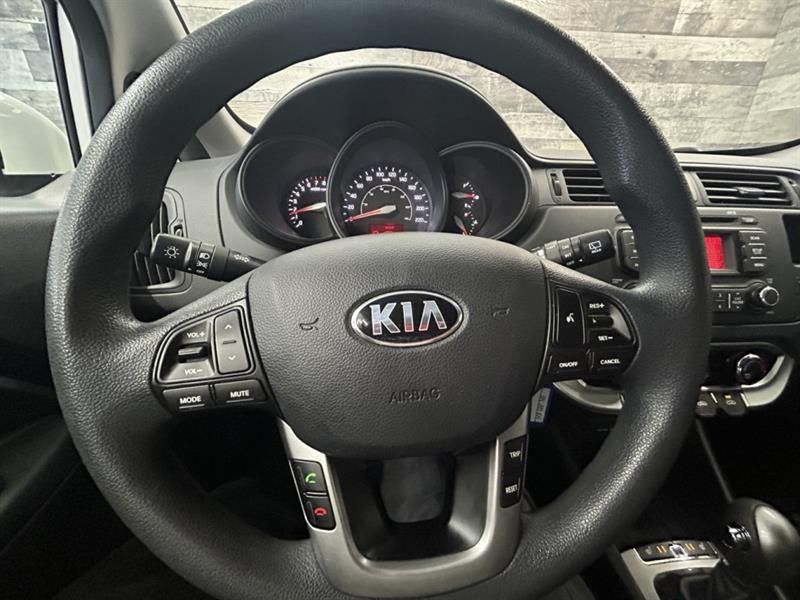 Kia Rio 2014 - Image 9