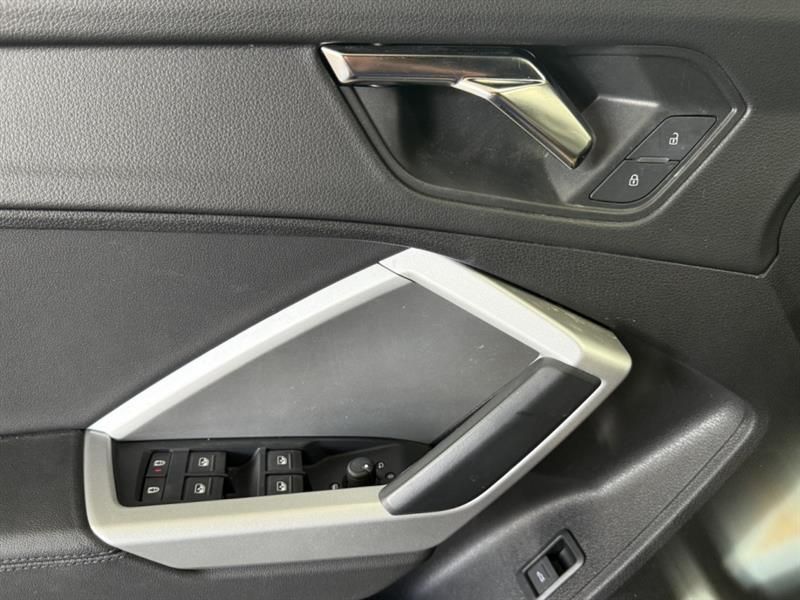 Audi Q3 2022 - Image 13