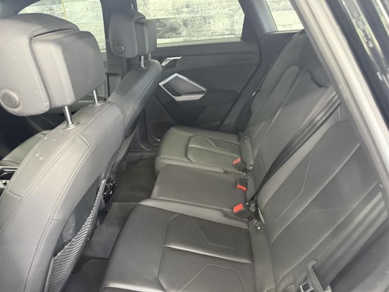 Audi Q3 2022 - Image 19