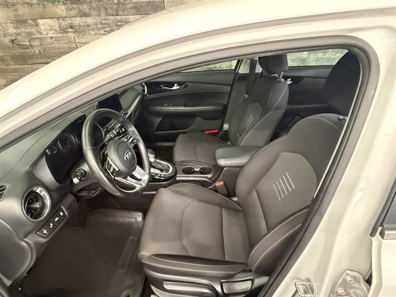 Kia Forte 2021 - Image 3