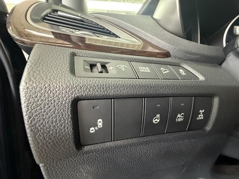 Hyundai Santa Fe XL 2018 - Image 14