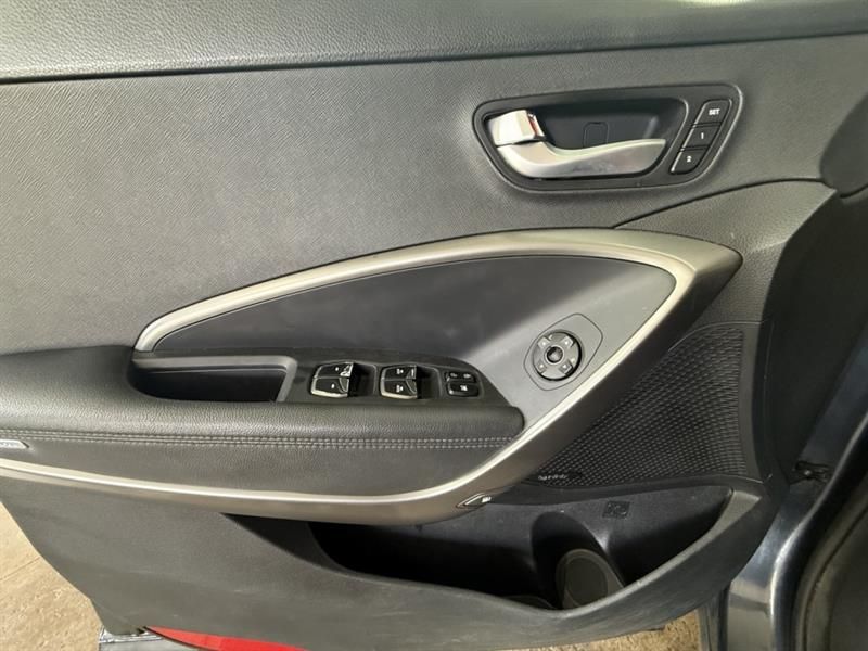 Hyundai Santa Fe XL 2018 - Image 15